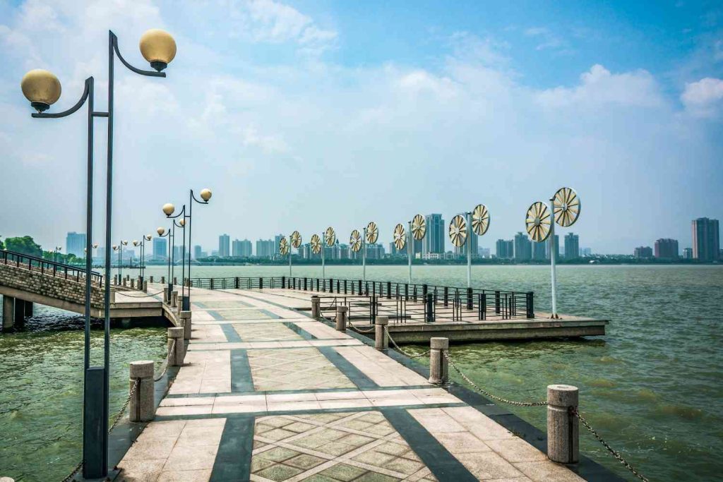 Deira Corniche Marina Beach: A Cultural Waterfront Revival